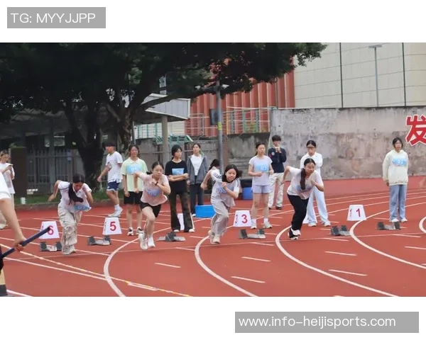 足球比赛需要多少人才能真正展现团队合作与竞技精神的魅力 足球比赛需要多少人才能真正展现团队合作与竞技精神的魅力